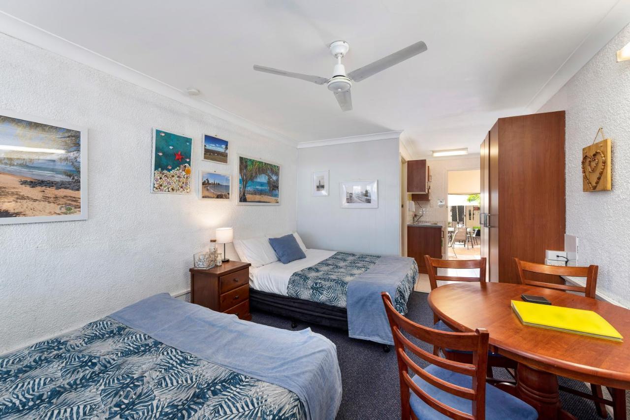Bundaberg Coral Villa Motor Inn Bagian luar foto