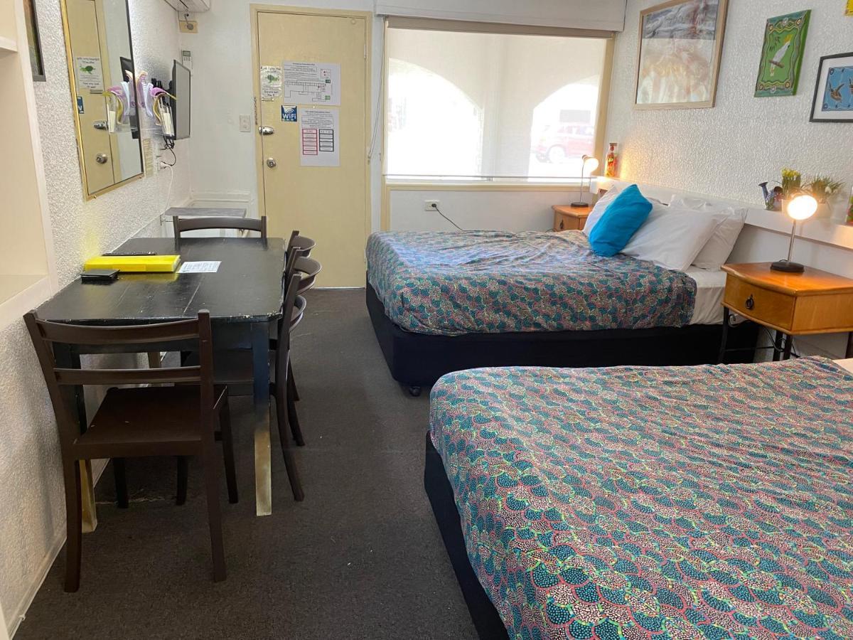 Bundaberg Coral Villa Motor Inn Bagian luar foto