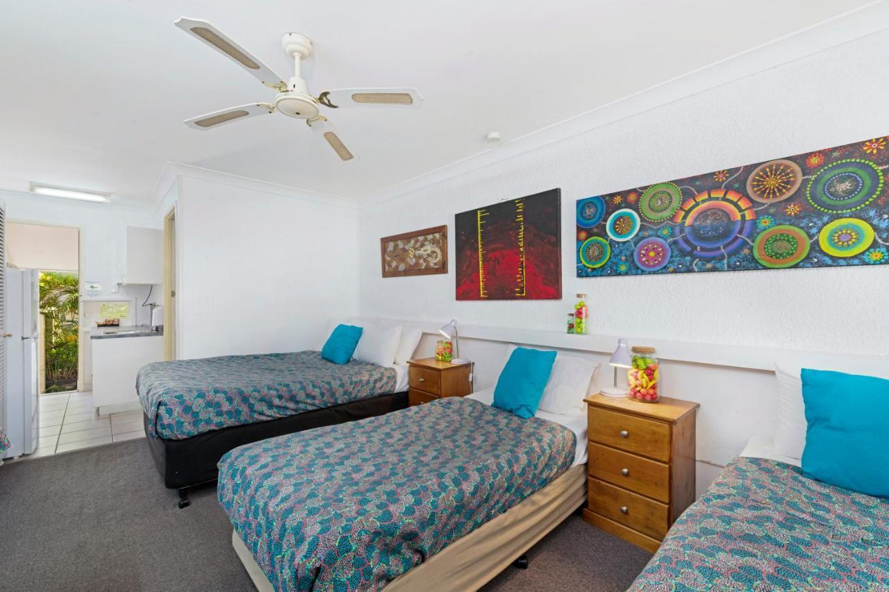 Bundaberg Coral Villa Motor Inn Bagian luar foto