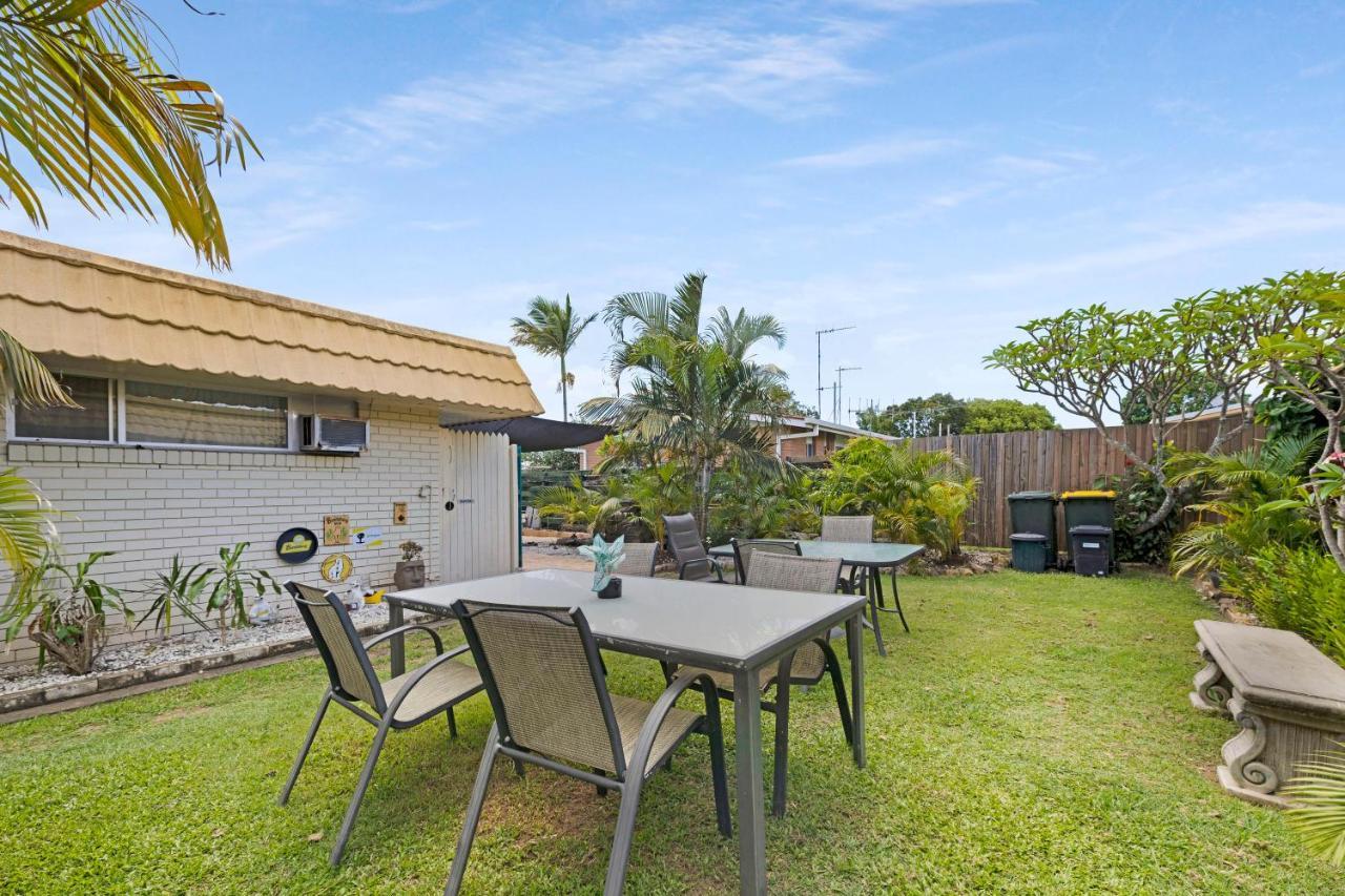 Bundaberg Coral Villa Motor Inn Bagian luar foto