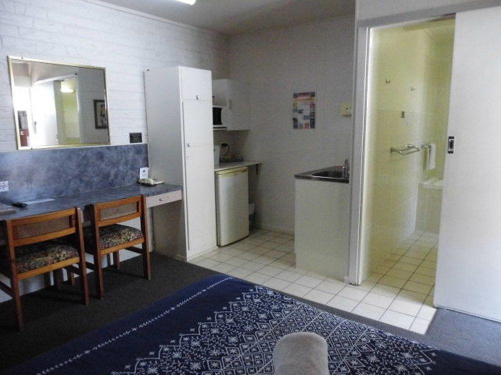 Bundaberg Coral Villa Motor Inn Bagian luar foto