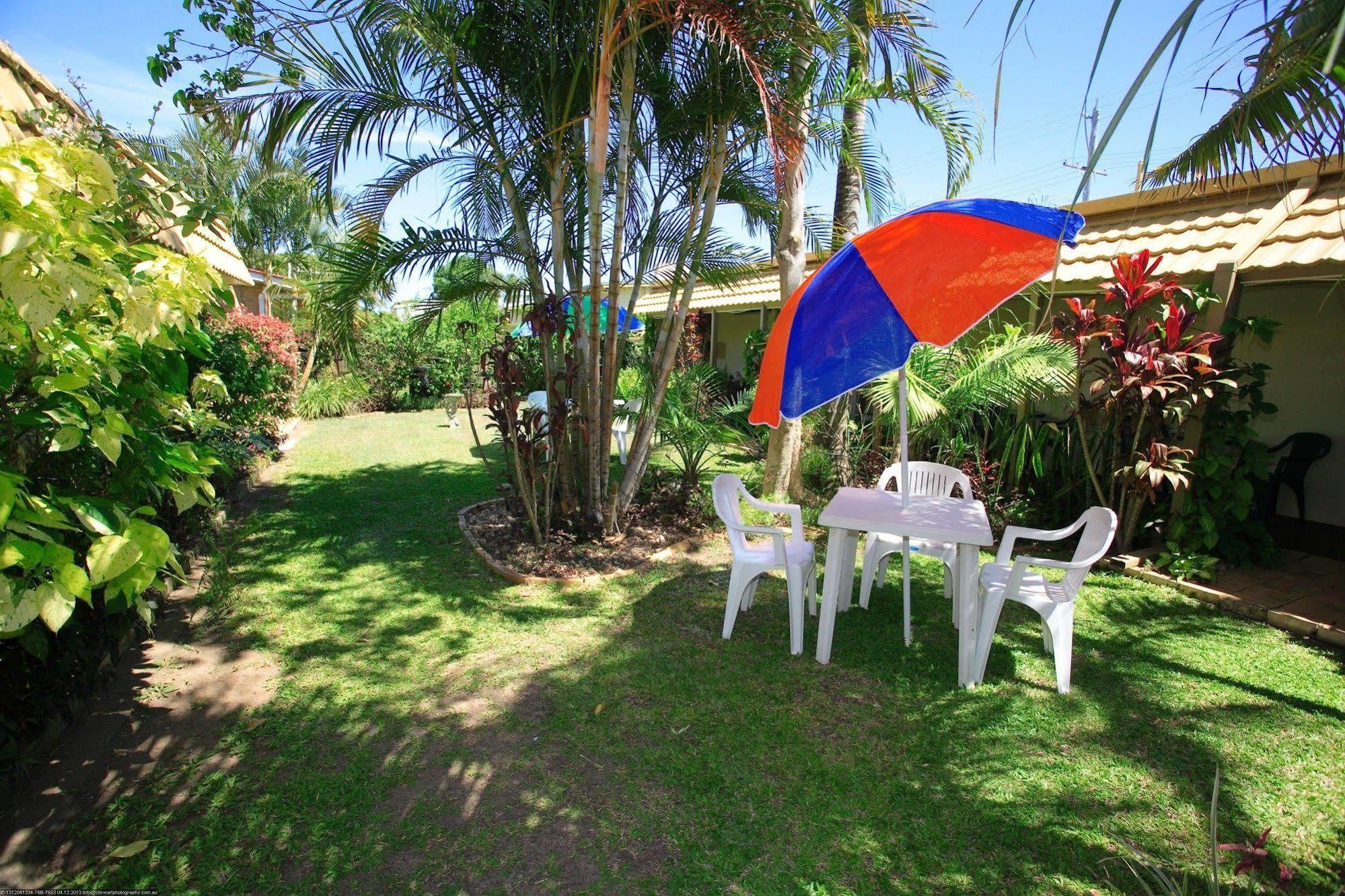 Bundaberg Coral Villa Motor Inn Bagian luar foto