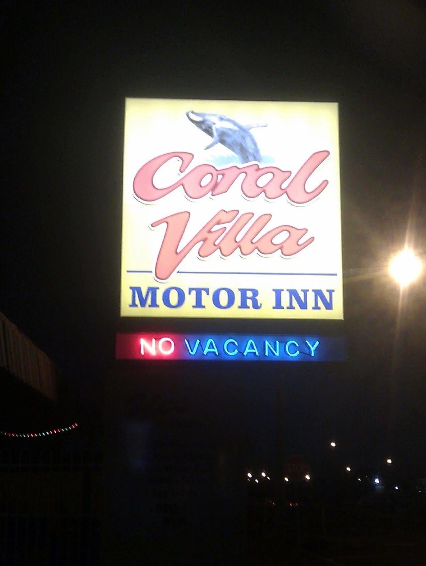 Bundaberg Coral Villa Motor Inn Bagian luar foto